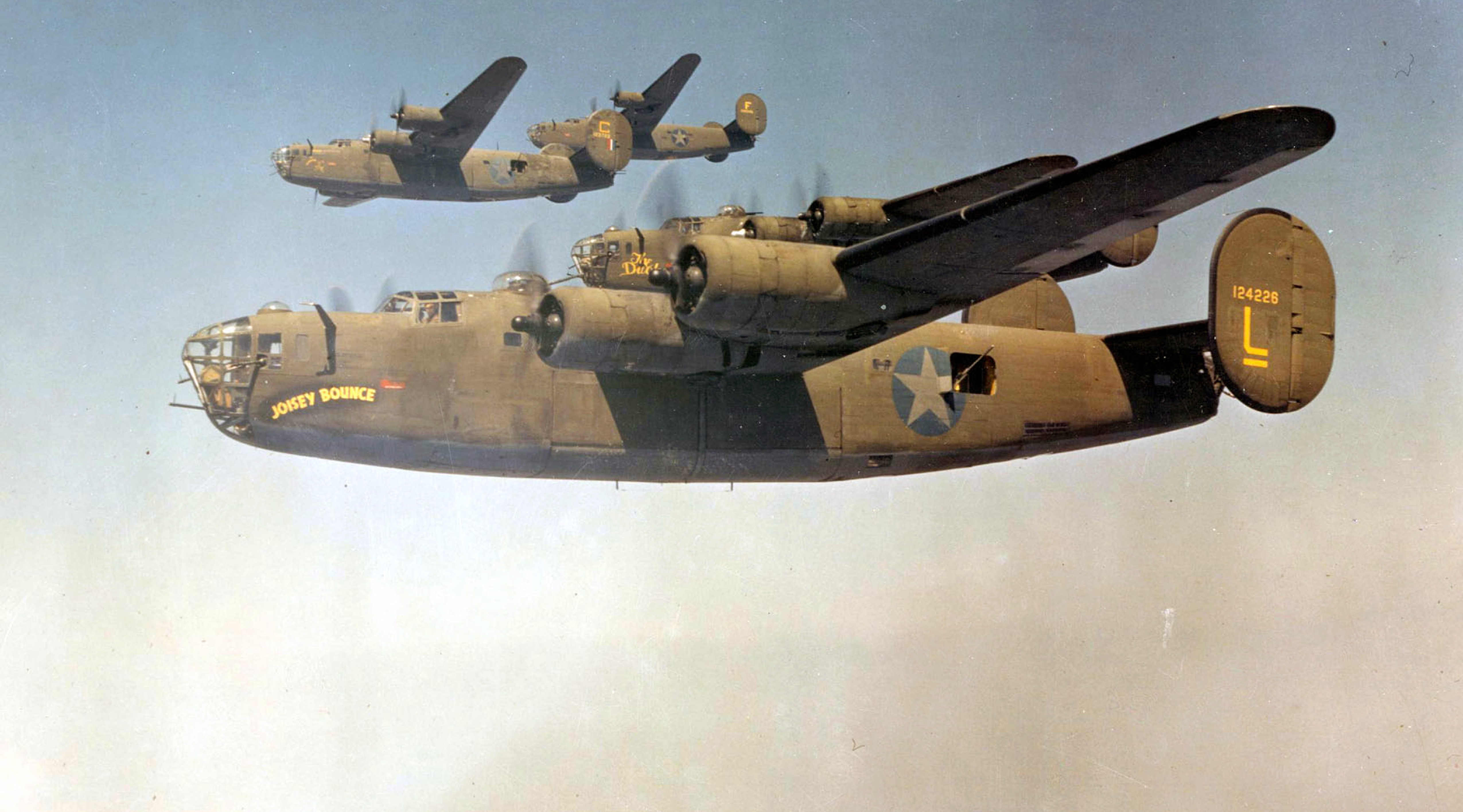 5 Reasons The B 24 Liberator Was One Of The Best Wwii Bombers War ...